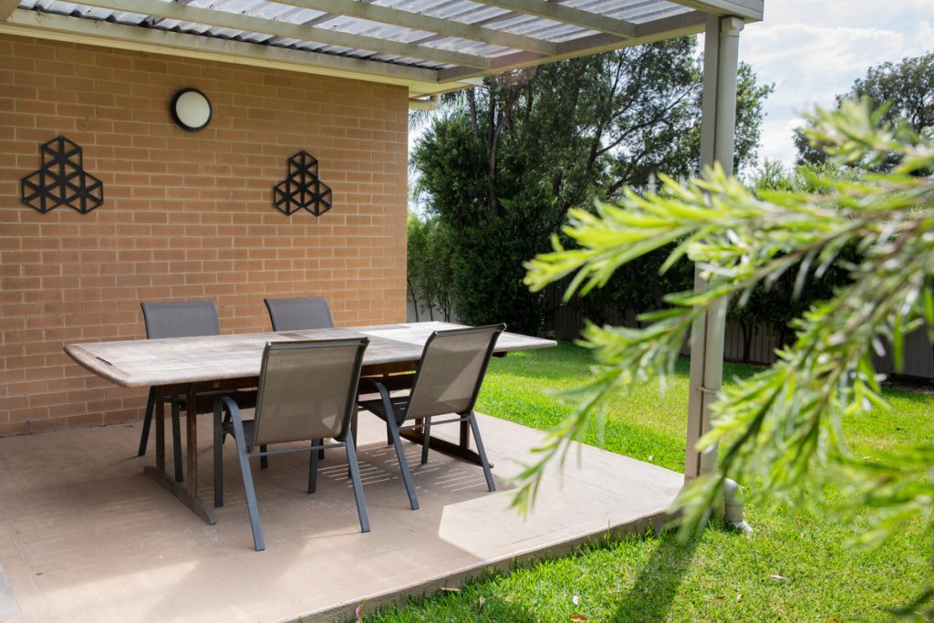 SIL009 Lurnea-LR-Shared Outdoor Areas -4772