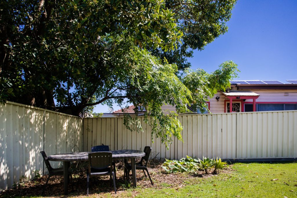 SIL013-LR-Waratah-BACKYARD3