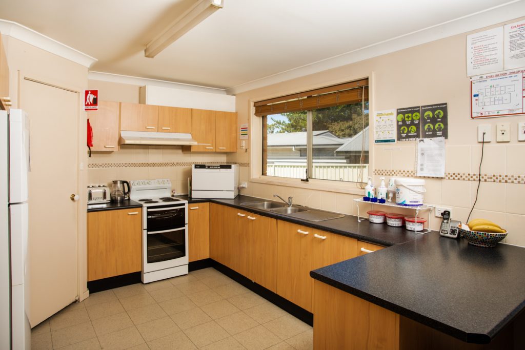 SIL013 _136 Prince Street Waratah- Kitchen-7856
