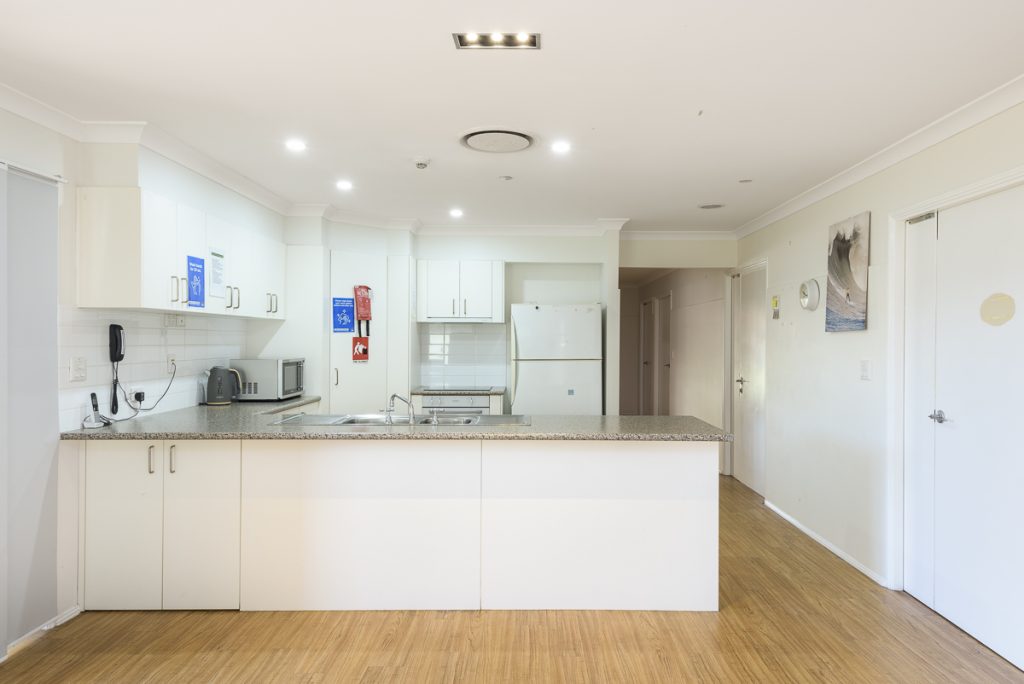 06-SILL020_LR_bellbird_shared kitchen