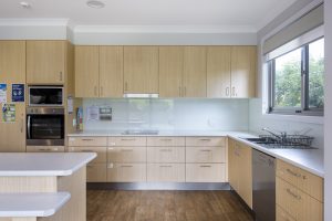12-SILL039_LR_holmesville_shared kitchen