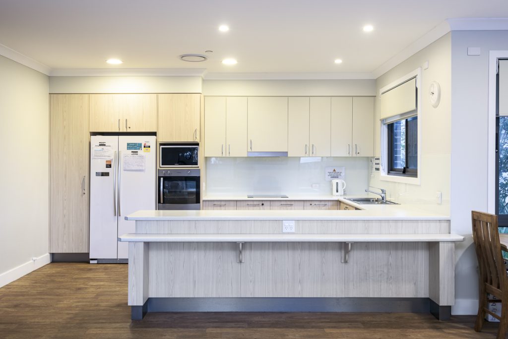 SIL036_LR_bolwarra heights_shared kitchen1