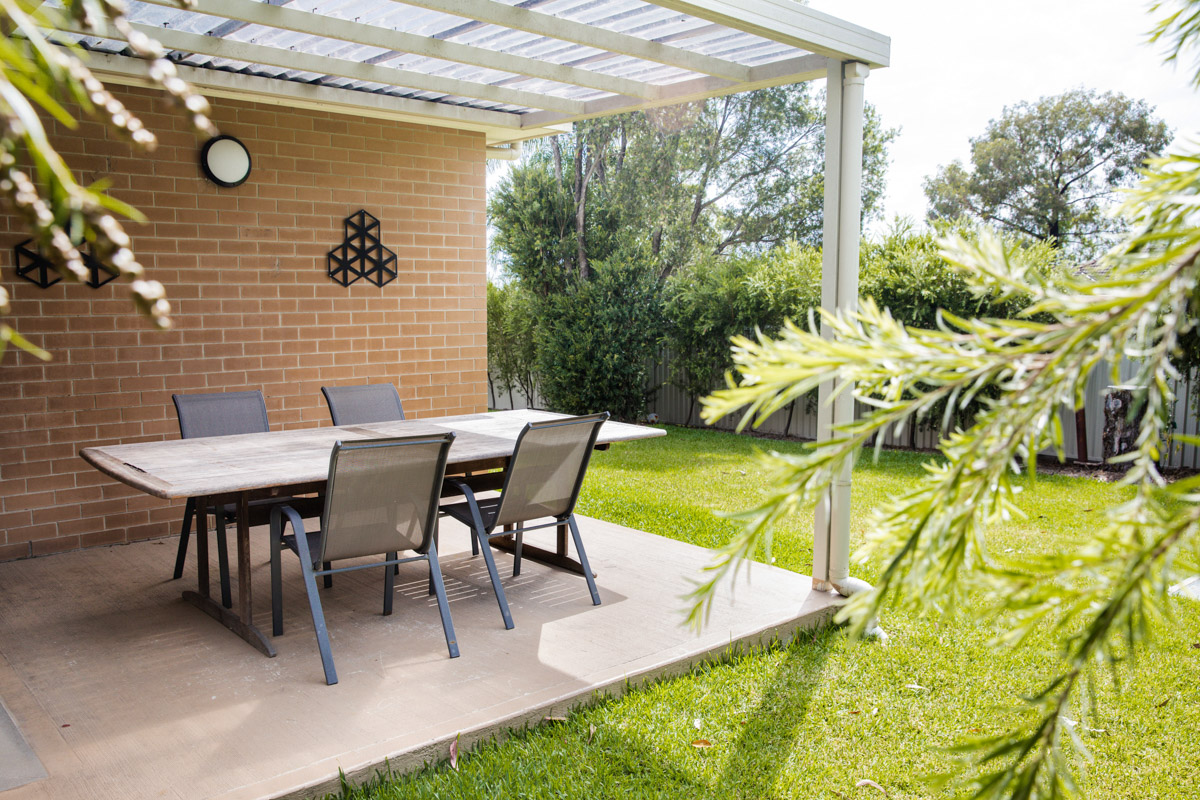 SIL009 Lurnea-LR-Shared Outdoor Areas -4766
