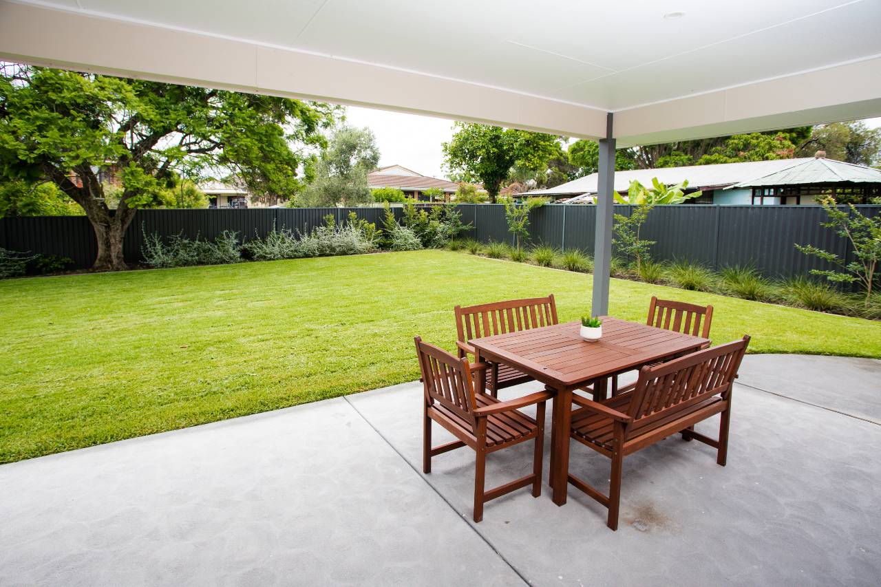 SIL010_LR_Clarence Street, Condell Park- Outdoor Shared Area-5295