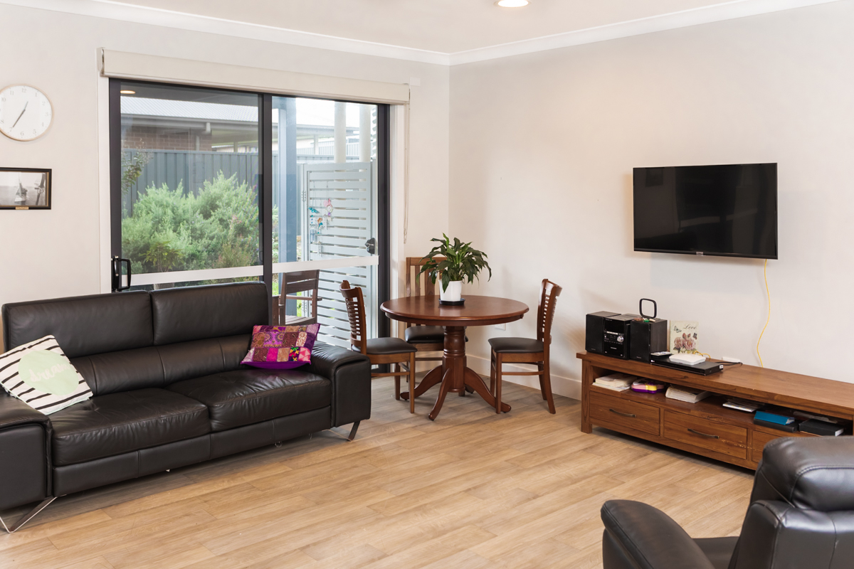 SIL034_Corlette-SharedLiving(LR)-0002