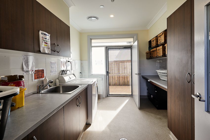 SIL046-LR-Lismore-laundry1