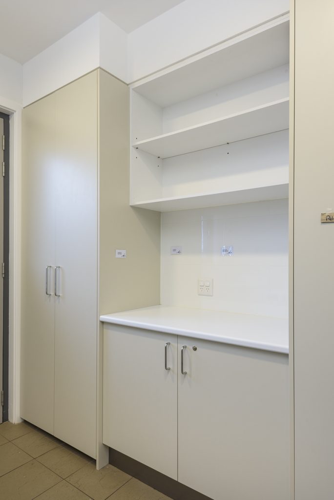 SIL036_LR_bolwarra heights_shared laundry_2