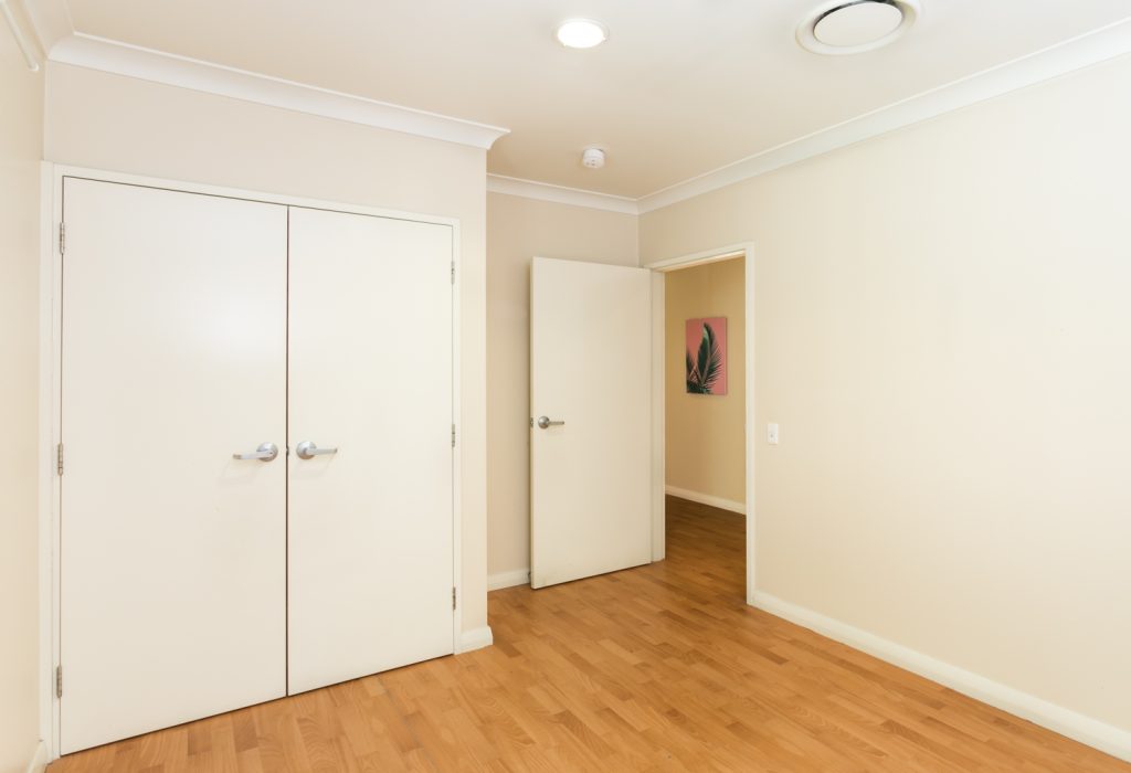 SIL 004 Granville - SC Bedroom (LR)-0002