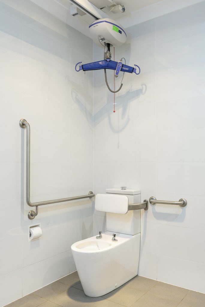 SILL038-LR-Fletcher-shared toilets1A