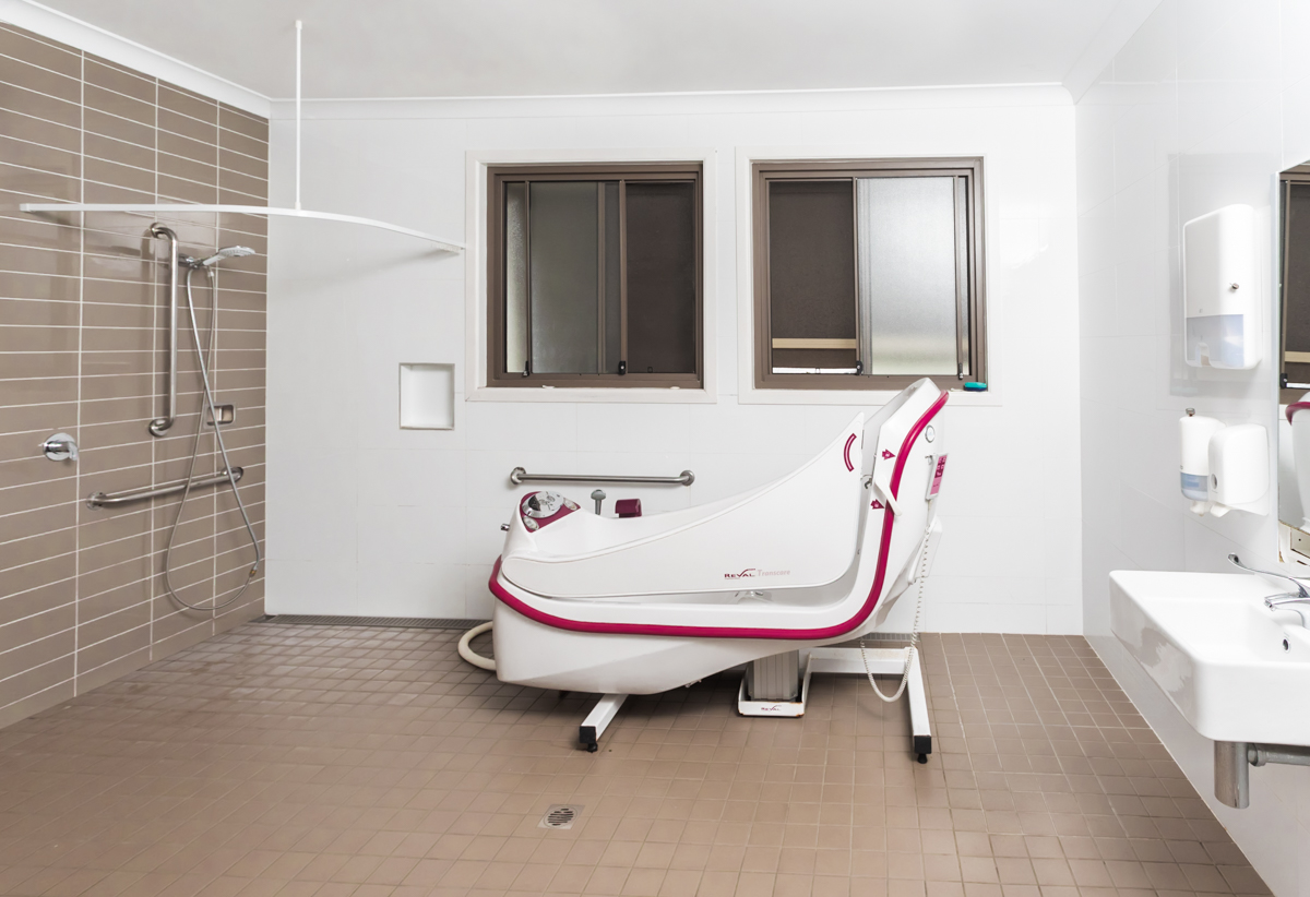 SIL022_Gorokan-SharedBathroom(LR)-0002