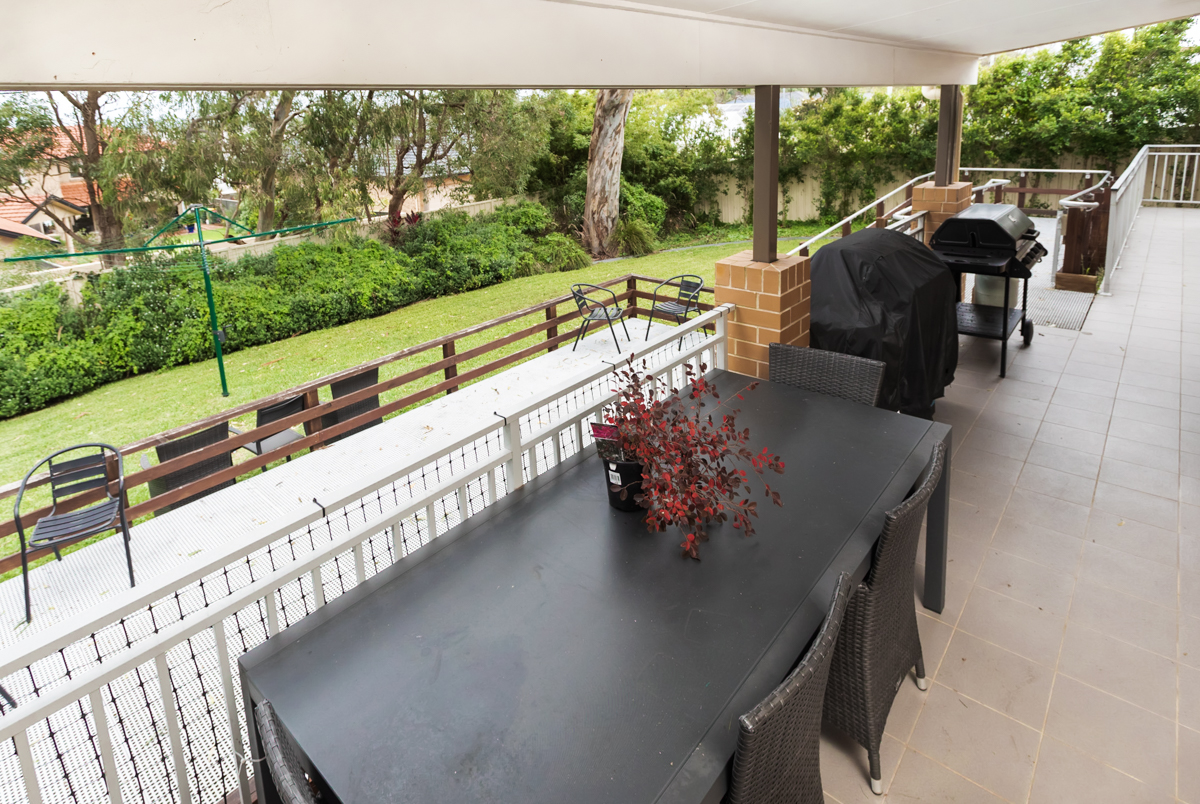 SIL022_LR_Maitland_shared outdoor area 1