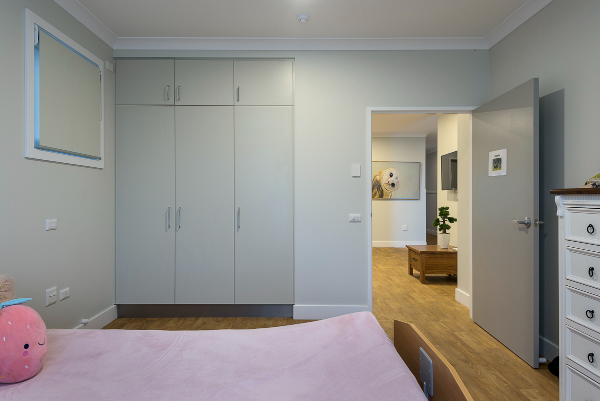 SIL036_LR_bolwarra heights_bedroom 1_2